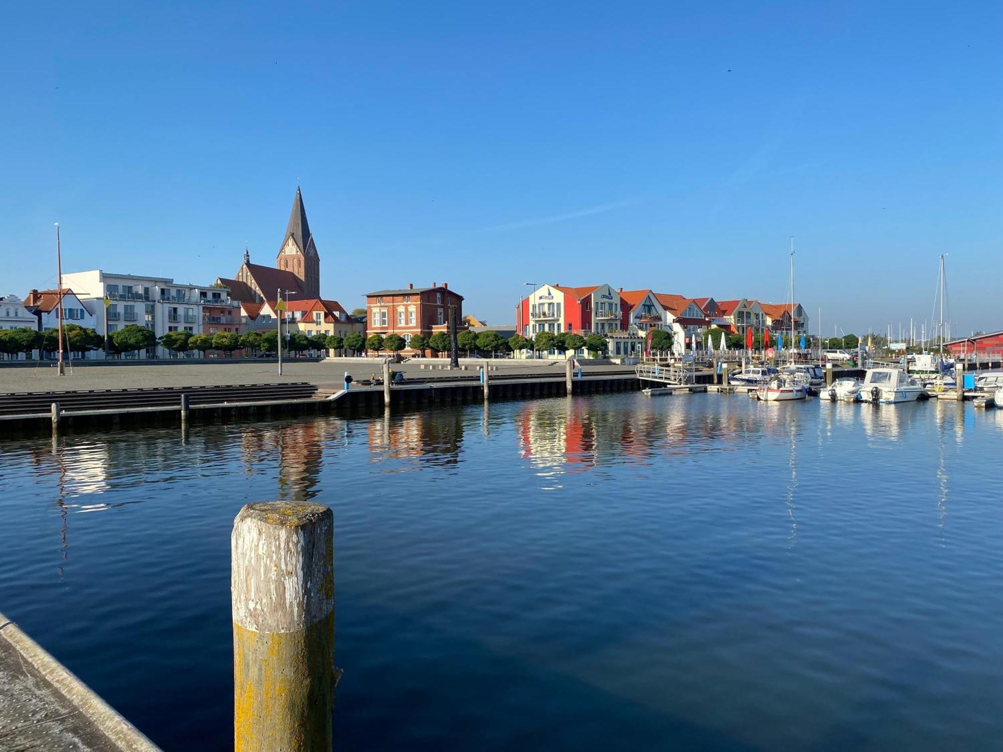 Ferienwohnung "Boddenland" Barth Esterno foto